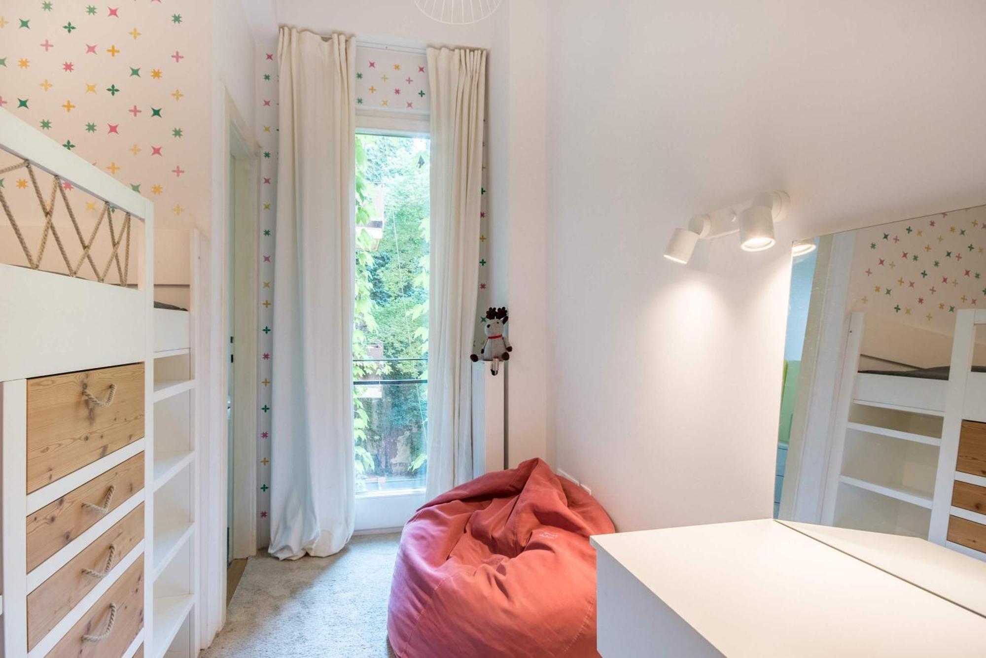 - Spacious - Classic Charm Apartman *