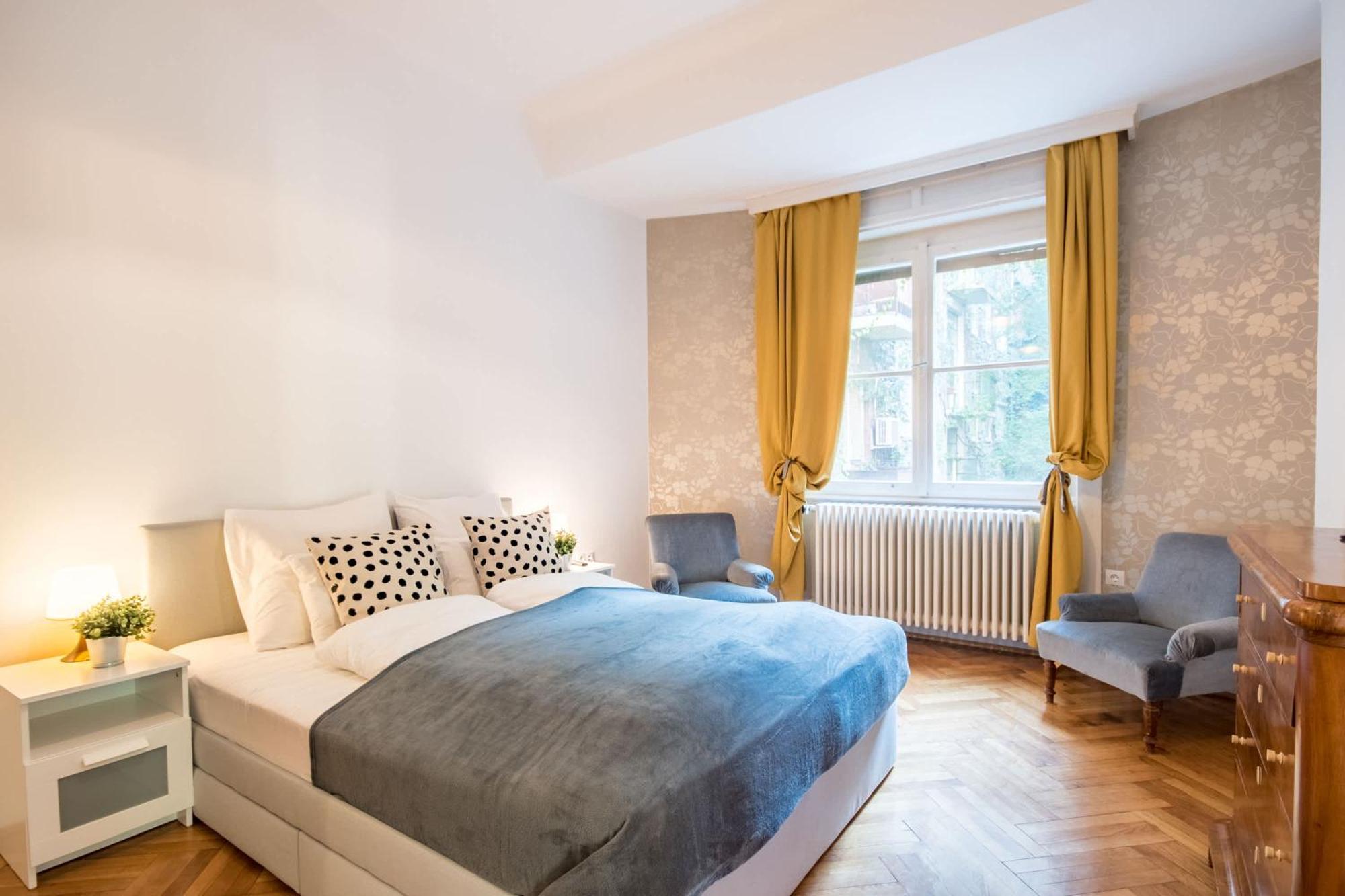 Apartman - Spacious - Classic Charm *