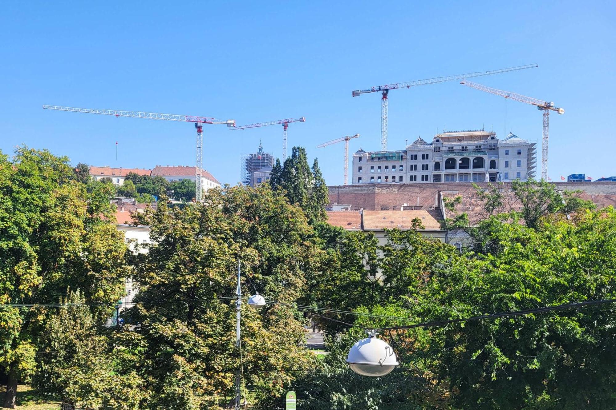 - Spacious - Classic Charm Appartement